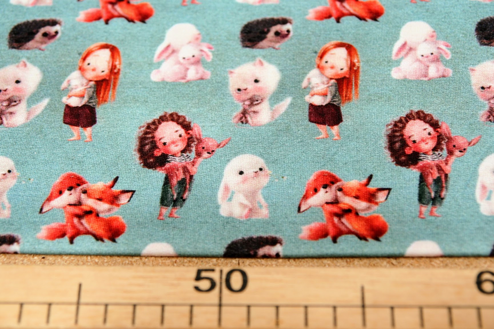 Teplákovina potisk králíček s holčičkou na petrolejové