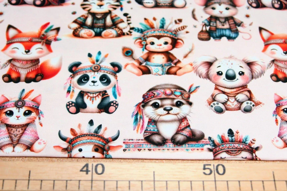 Úplet zvířecí indiáni na tělové