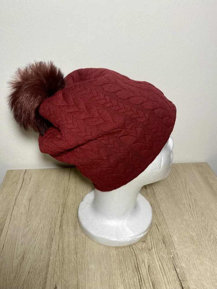 Čepice s bambulí vel.52 Bordo