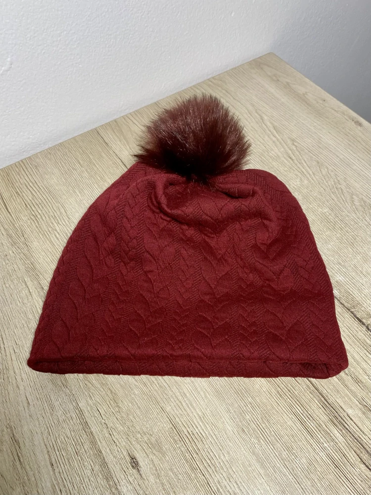 Čepice s bambulí vel.52 Bordo