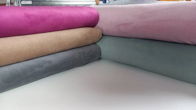 Manšestr s fleecem světle růžový