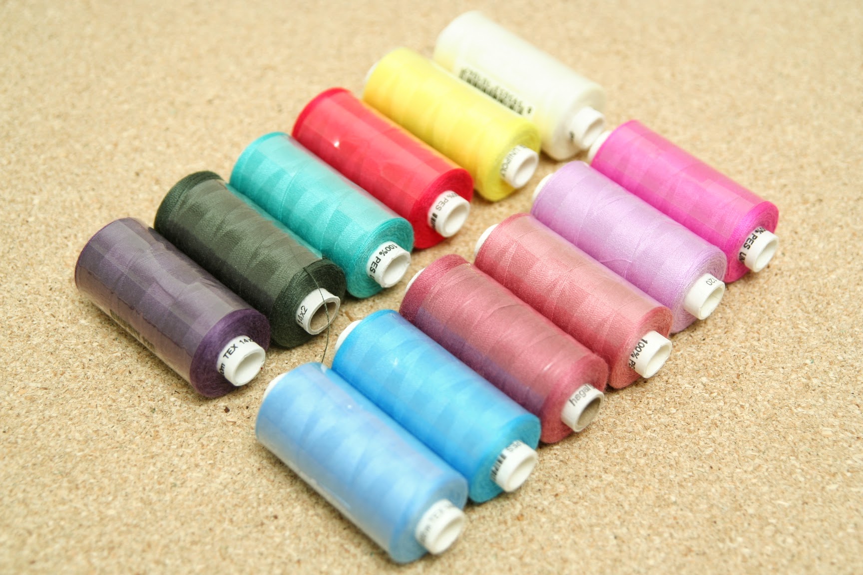 Nitě Hagal - starorůžová tmavá 500m (14x2)