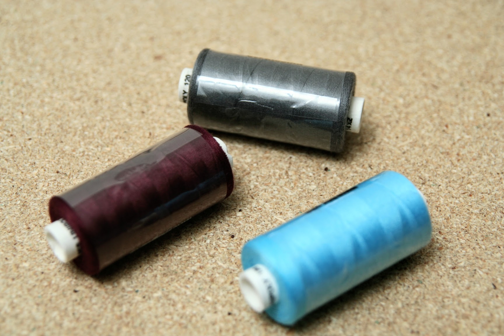 Nitě Hagal - modrá tyrkysová 500m (14x2)