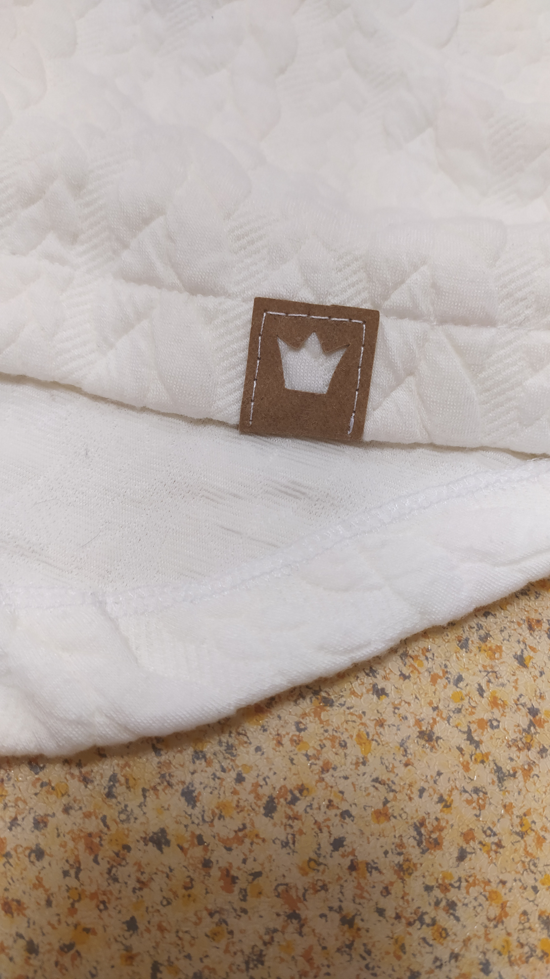 Štítek na oblečeni Čtverec kůň 28mm x 28mm