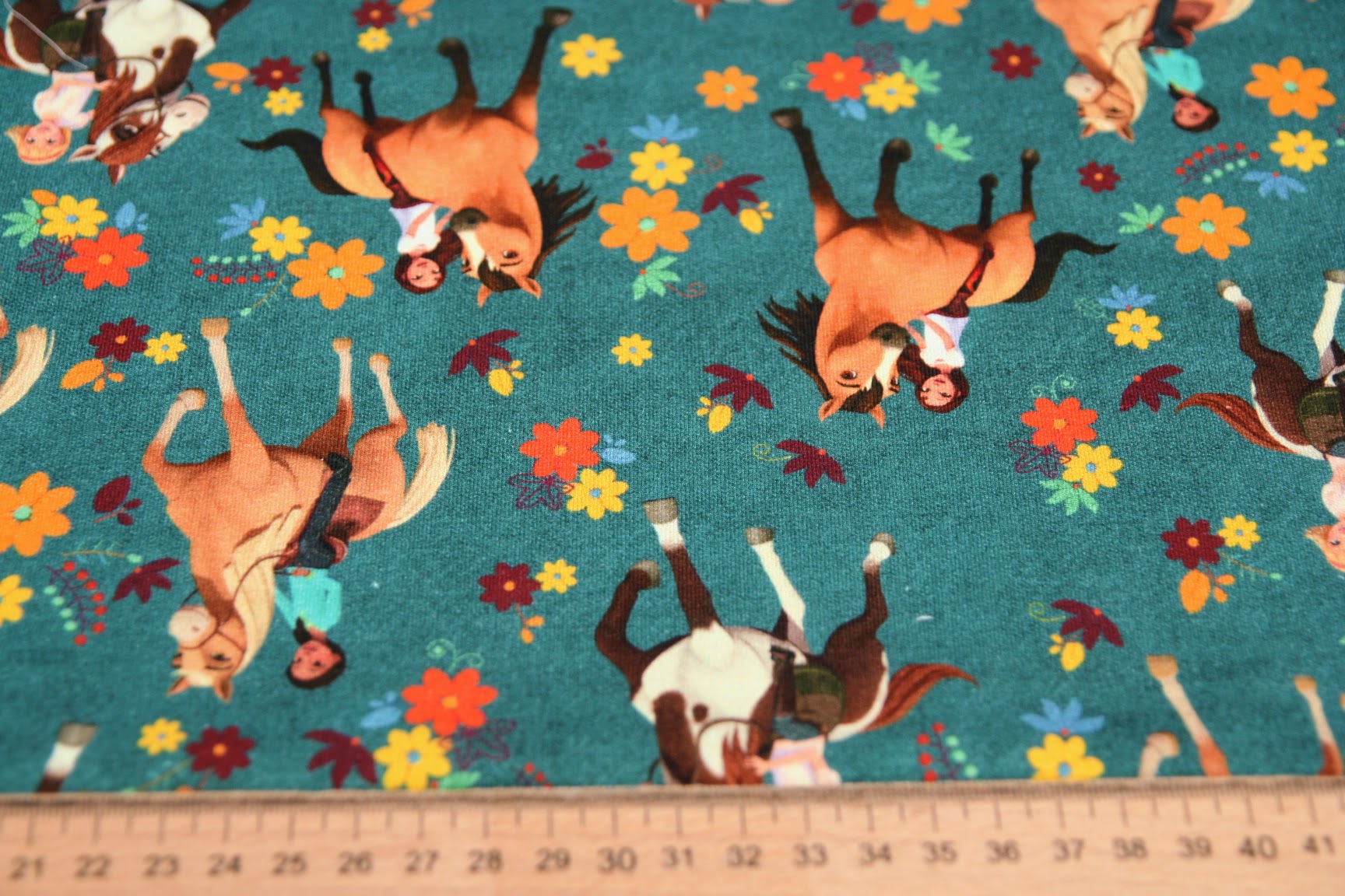 Teplákovina dívčí jezdkyně s květinami na petrolejové