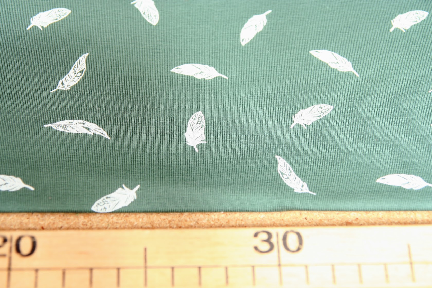 Úplet pírka na starozelené