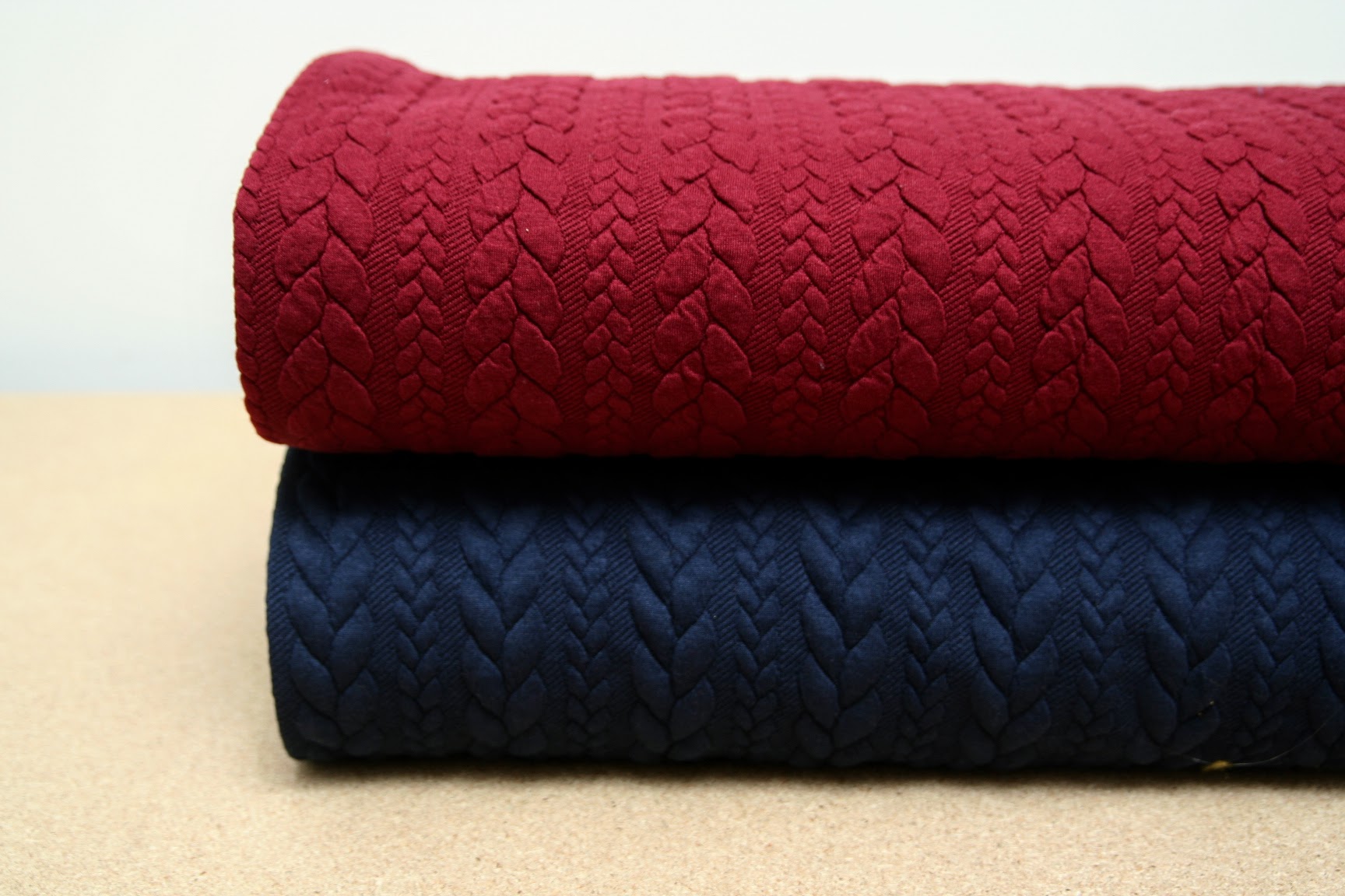 Pletenina copánky bordo