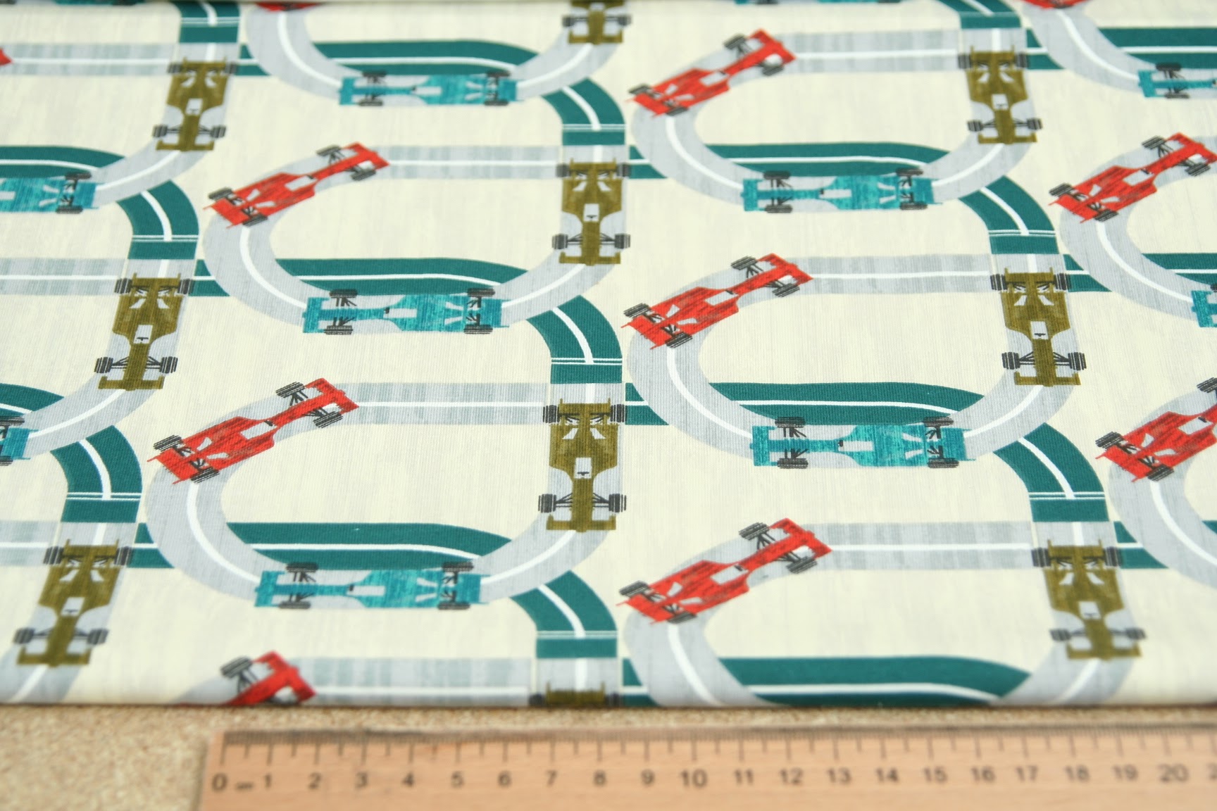 Úplet formule na silnici na okrové