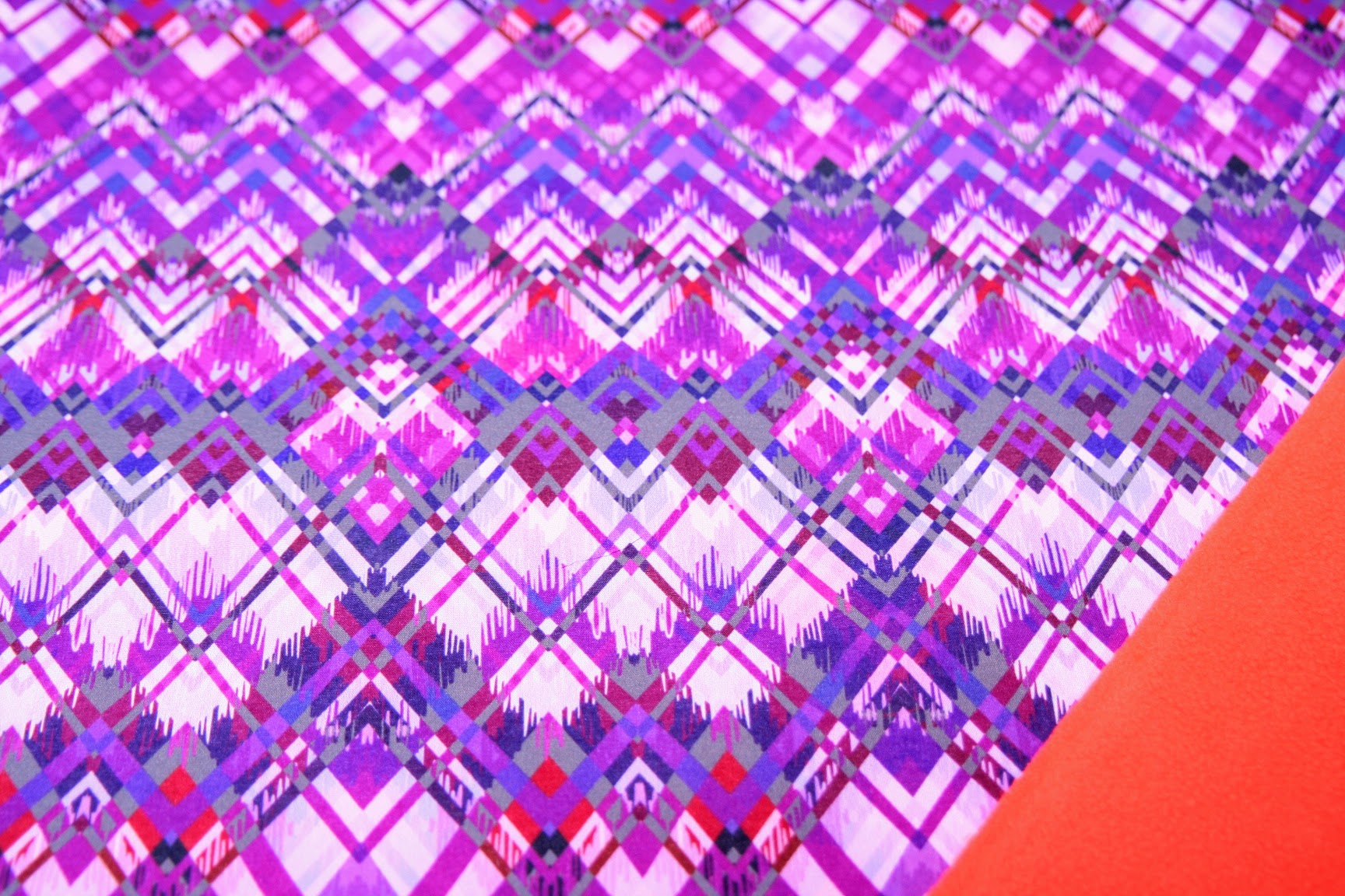 Softshell zig zag na fialovo-amarantové