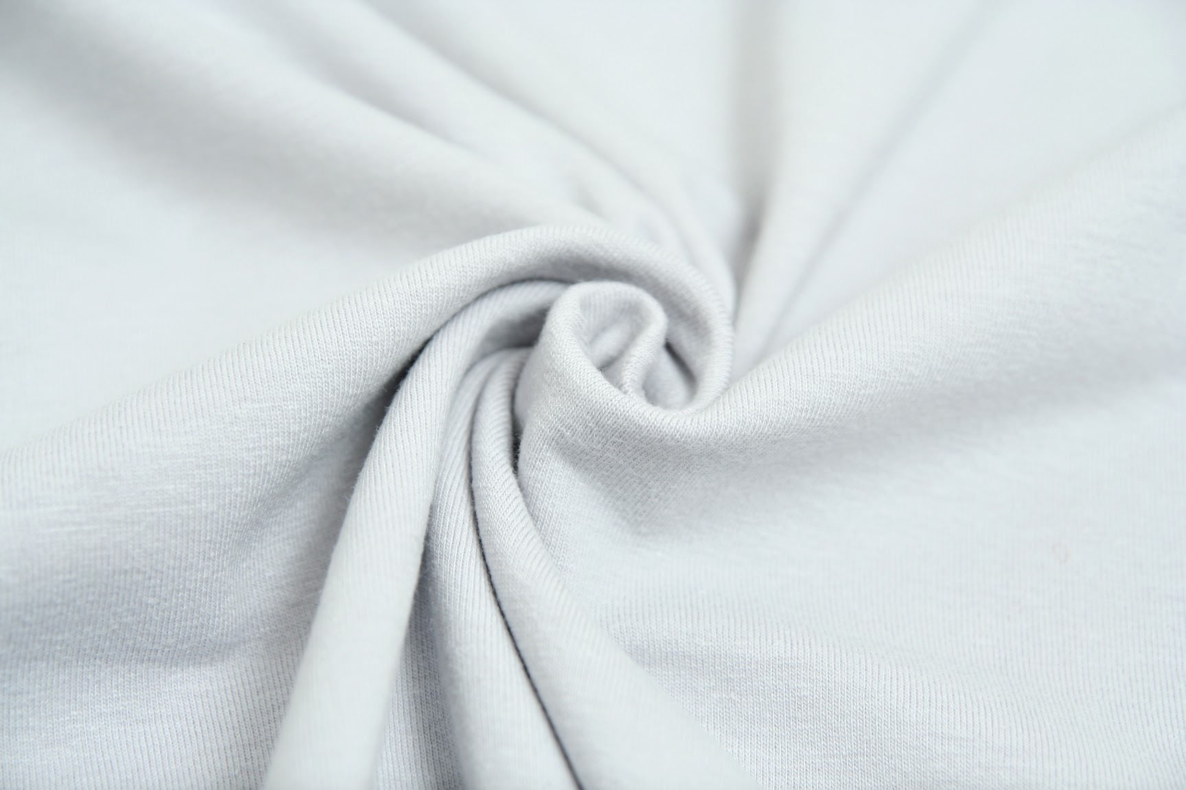 Jednobarevný úplet šedý světlounký 210 g