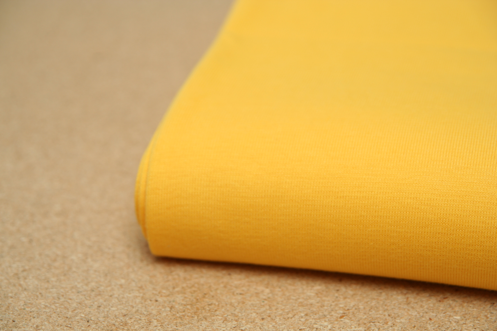 Náplet jednobarevný žlutý žloutkový 260 g