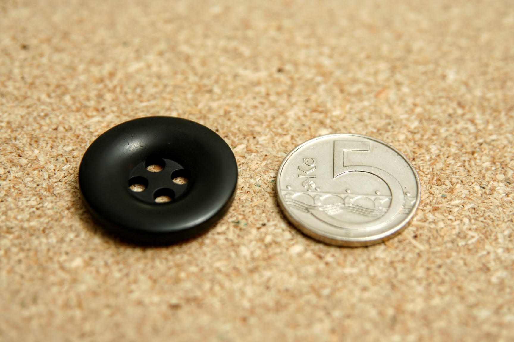 Knoflík černý 30mm