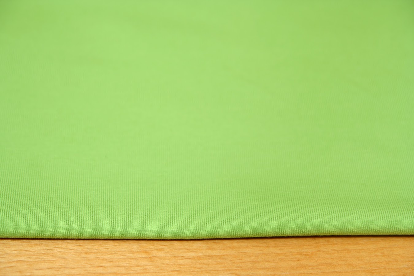 Teplákovina jednobarevná zelená hrášková 290g