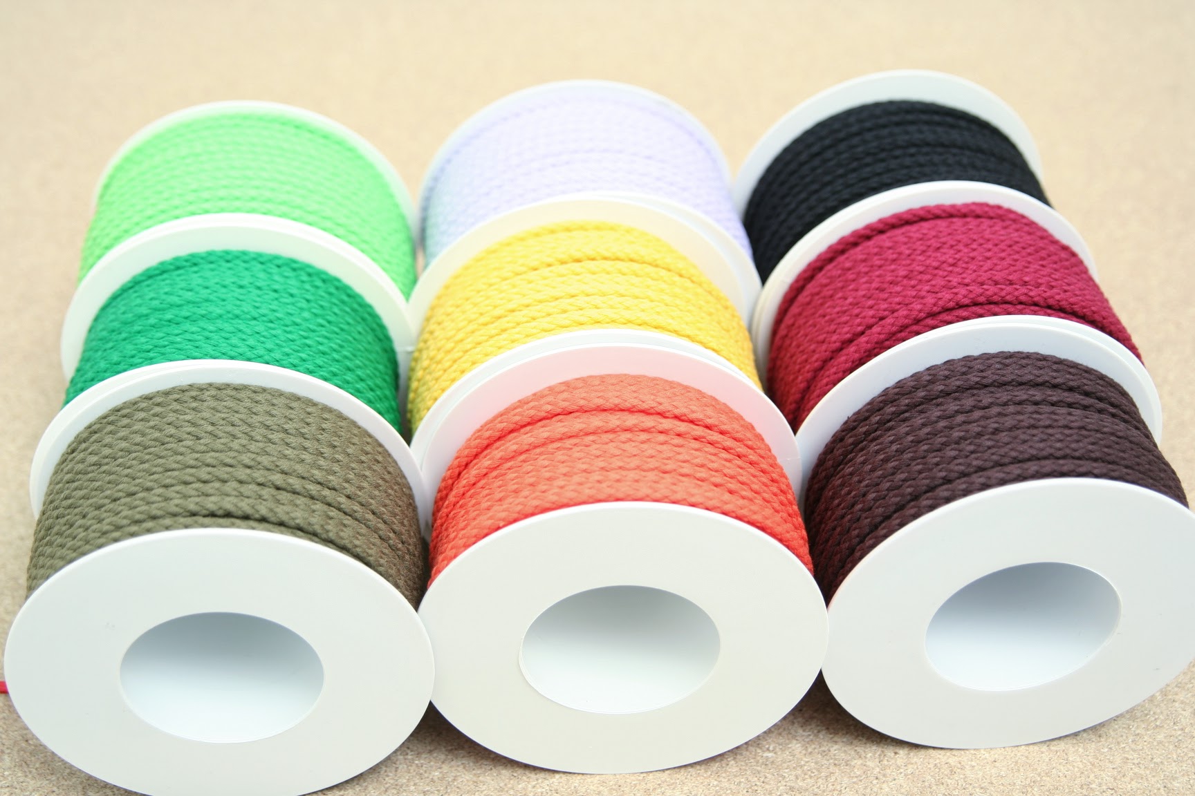 Bavlněná šňůra kulatá zelená hrášková 5,3 mm