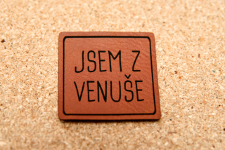 Koženkový štítek na oblečení JSEM Z VENUŠE 40mm